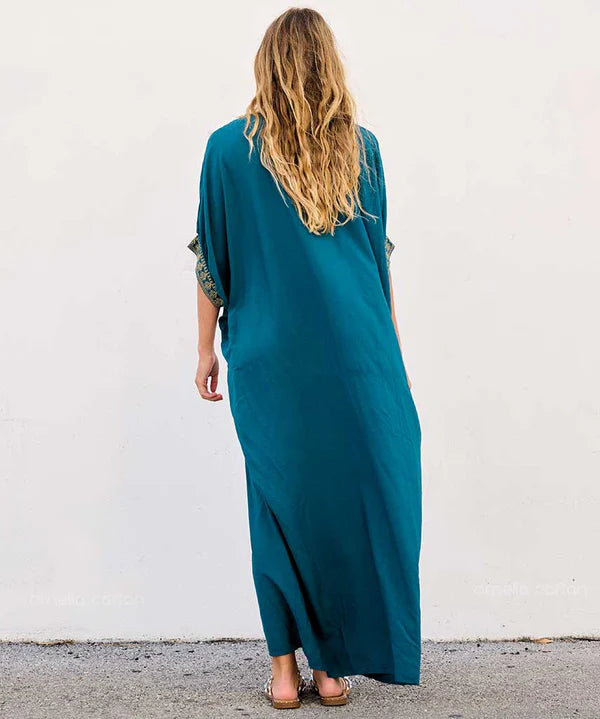 Chic and comfortable – FLORA Caftan
