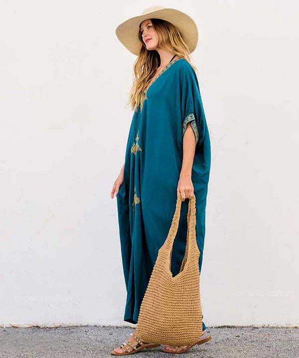 Chic and comfortable – FLORA Caftan