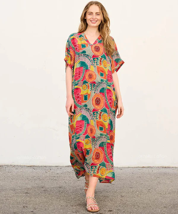 Chic and comfortable – FLORA Caftan