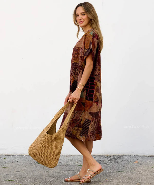 Chic and comfortable – FLORA Caftan